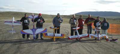 Alguno de los participantes en el XI Campeonato Provincial Aeromodelismo Acrobtico