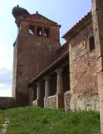 Entrada a la Iglesia St M la Mayor. Velilla de la Sierra. Soria